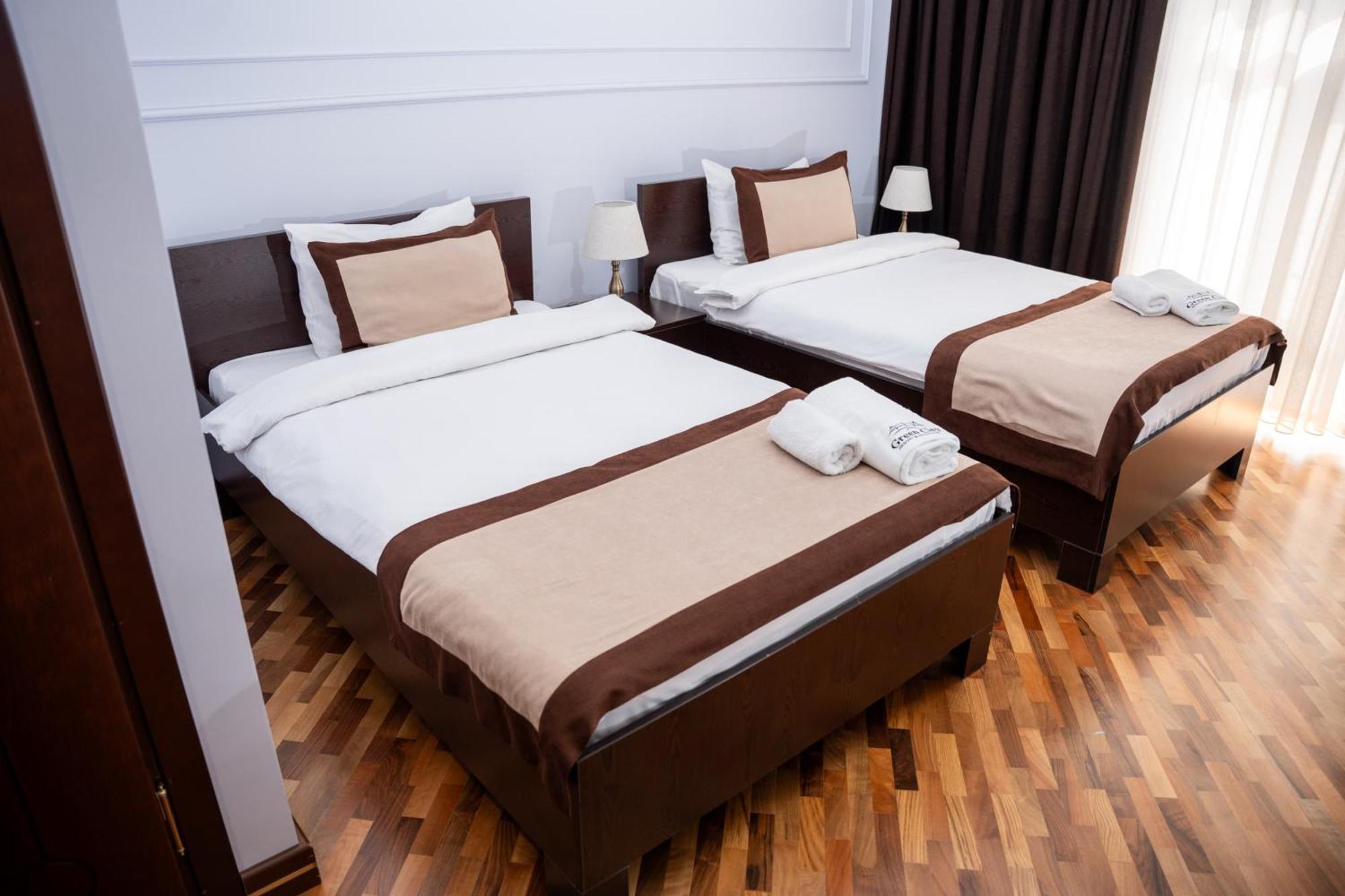 Green City Resort Hotel Bakoe Buitenkant foto